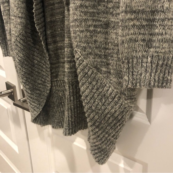 ModCloth Cardigan - Picture 4 of 7